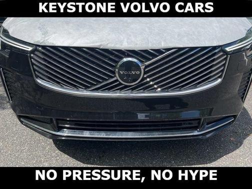 Onyx Black 2026 Volvo XC90 B6 Plus 7-Seater