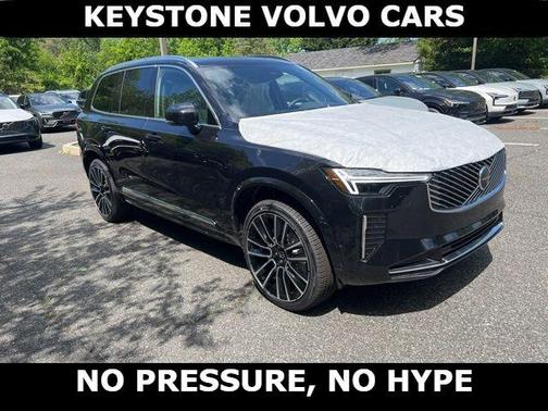 Onyx Black 2026 Volvo XC90 B6 Plus 7-Seater