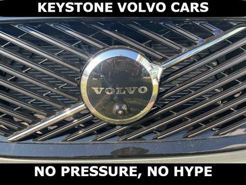 Vapour Grey 2026 Volvo XC60 B5 Ultra