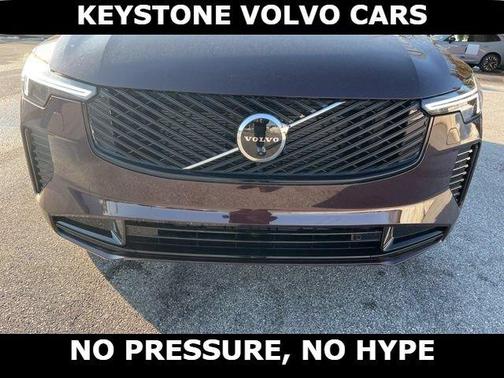 Mulberry Red 2026 Volvo XC90 B6 Ultra Dark Theme 7-Seater
