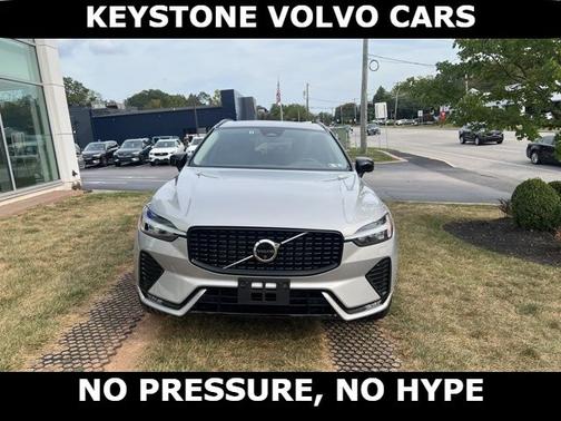 2025 Volvo XC60 B5 Plus