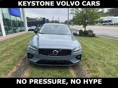 2024 Volvo S60 B5 Core Dark