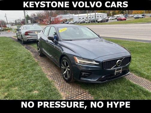 2025 Volvo S60 B5 Core