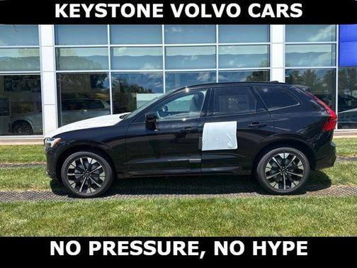 Onyx Black 2026 Volvo XC60 B5 Plus