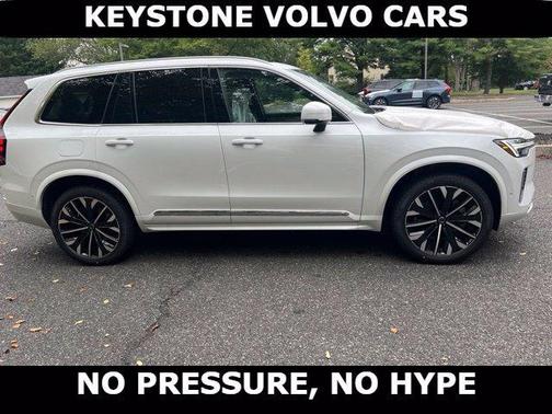 Crystal White 2026 Volvo XC90 B5 Plus 7-Seater