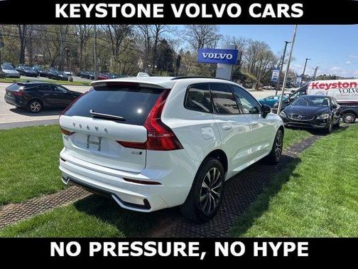 Crystal White 2025 Volvo XC60 B5 Plus
