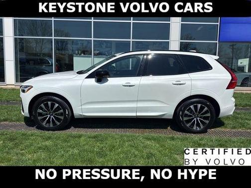 Crystal White 2025 Volvo XC60 B5 Plus