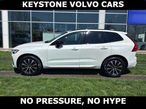 Crystal White 2025 Volvo XC60 B5 Plus