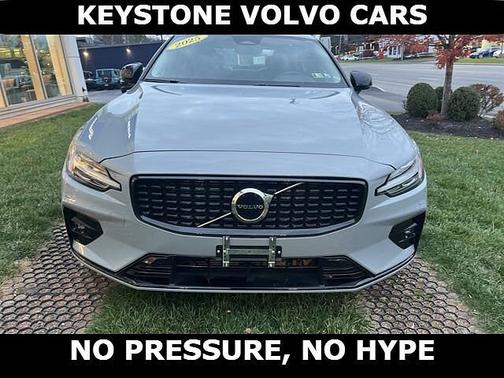 2025 Volvo S60 Core