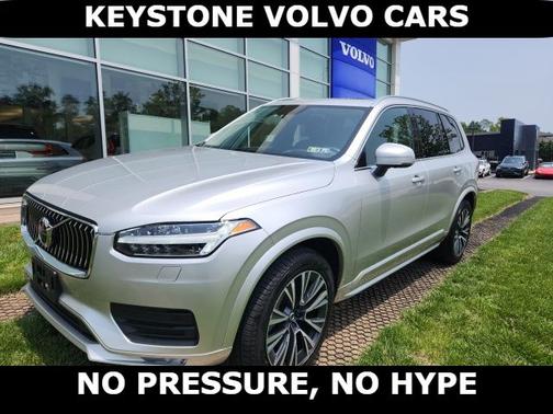 2022 Volvo XC90 T6 AWD Momentum 7 Seater
