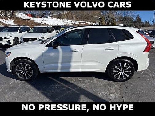2025 Volvo XC60 Plus