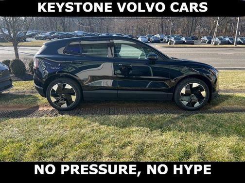 Onyx Black 2026 Volvo EX30 Twin Motor Ultra