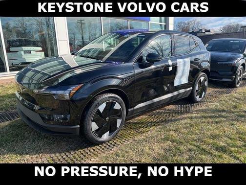 Onyx Black 2026 Volvo EX30 Twin Motor Ultra