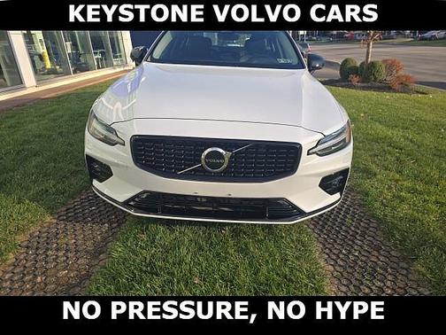 2025 Volvo S60 Core