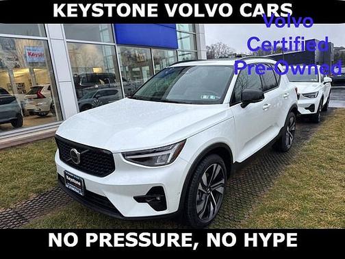 2023 Volvo XC40 Plus
