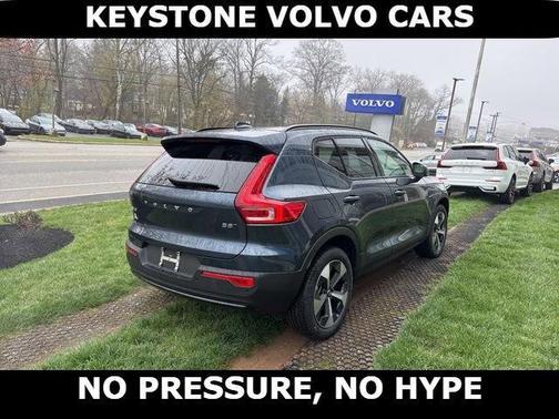 Denim Blue 2026 Volvo XC40 B5 Core