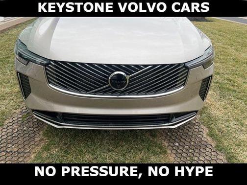 Bright 2026 Volvo XC90 Plug-In Hybrid T8 Ultra 7-Seater