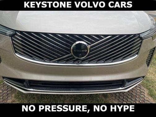 Bright 2026 Volvo XC90 Plug-In Hybrid T8 Ultra 7-Seater