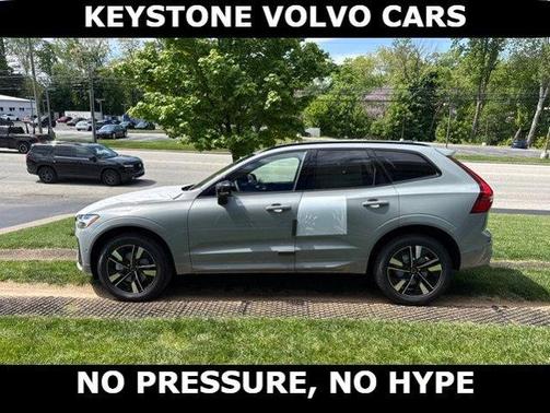 Vapour Grey 2026 Volvo XC60 B5 Plus