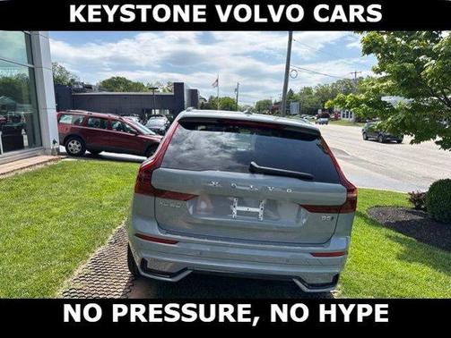 Vapour Grey 2026 Volvo XC60 B5 Plus