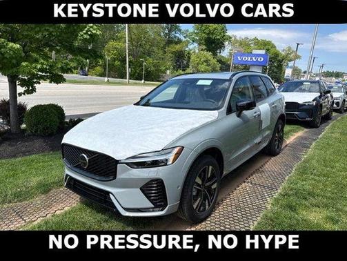 Vapour Grey 2026 Volvo XC60 B5 Plus