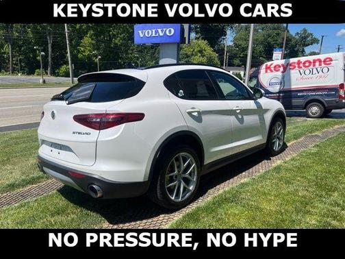 White Tri-Coat 2019 Alfa Romeo Stelvio Ti Sport