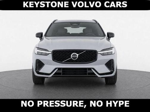 Vapour Grey 2026 Volvo XC60 B5 Plus