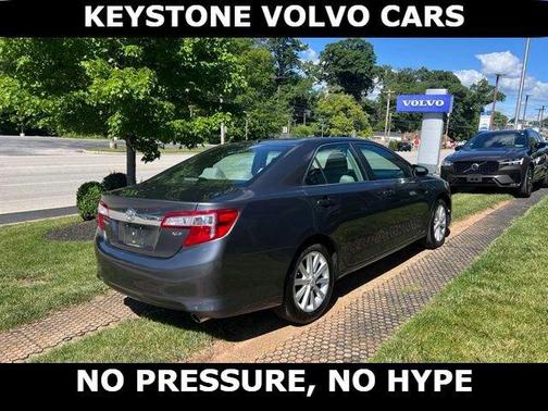 Magnetic Gray Metallic 2013 Toyota Camry XLE