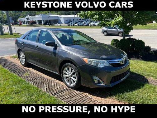 Magnetic Gray Metallic 2013 Toyota Camry XLE