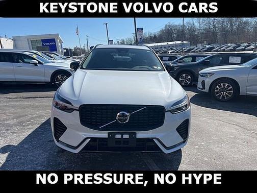 2025 Volvo XC60 Plus