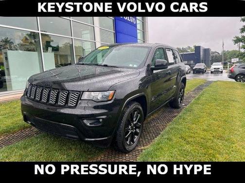 Diamond Black 2020 Jeep Grand Cherokee Altitude