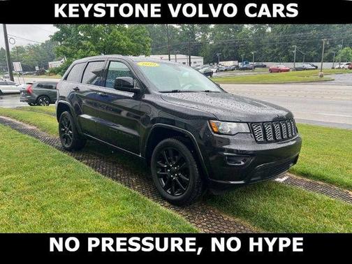 Diamond Black 2020 Jeep Grand Cherokee Altitude