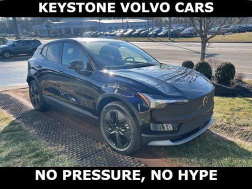 Onyx Black 2026 Volvo EX30 TWIN MOTOR CROSS COUNTRY ULTRA