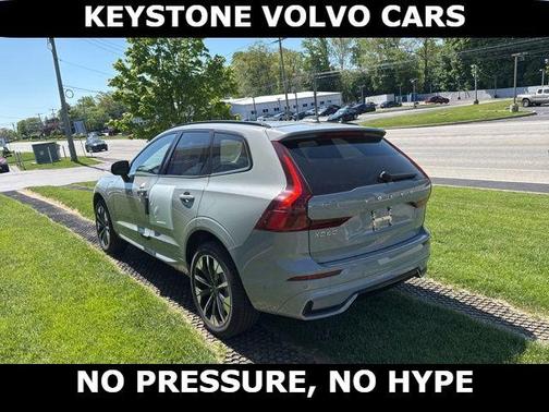 Vapour Grey 2026 Volvo XC60 Plug-In Hybrid T8 Plus