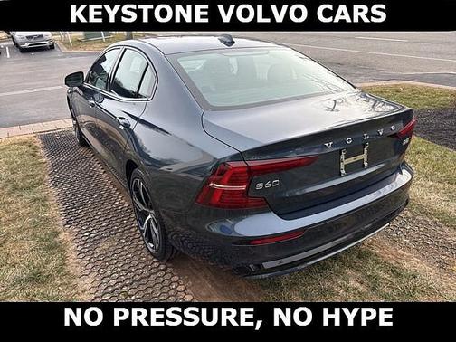 2025 Volvo S60 Core