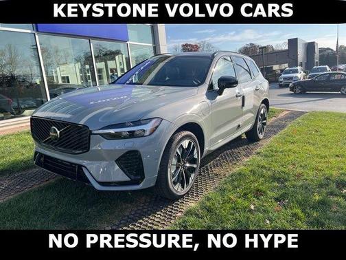 Vapour Grey 2026 Volvo XC60 Plug-In Hybrid T8 Plus