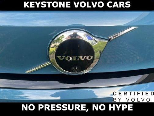 Blue 2023 Volvo C40 Recharge Pure Electric Twin Plus