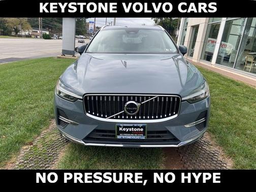 2023 Volvo XC60 B5 AWD Ultimate Bright