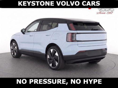 Cloud 9 White 2026 Volvo EX30 Twin Motor Ultra