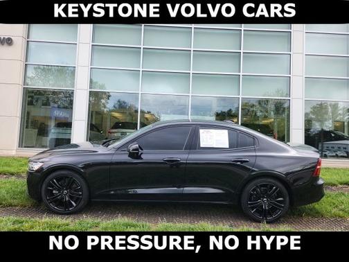 2024 Volvo S60 B5 Plus Black Edition