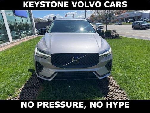 Silver 2026 Volvo XC60 B5 Core