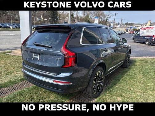 2026 Volvo XC90 B6 Plus 6-Seater