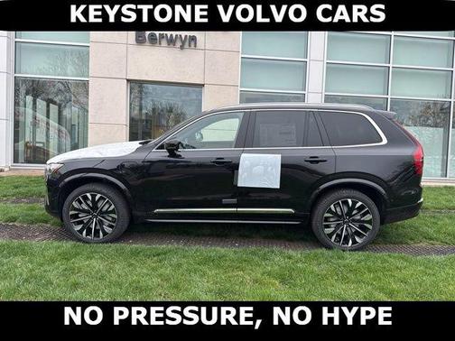 Onyx Black 2026 Volvo XC90 Plug-In Hybrid T8 Plus 7-Seater