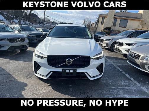 2025 Volvo XC60 Plus