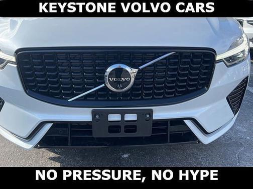 2025 Volvo XC60 Plus