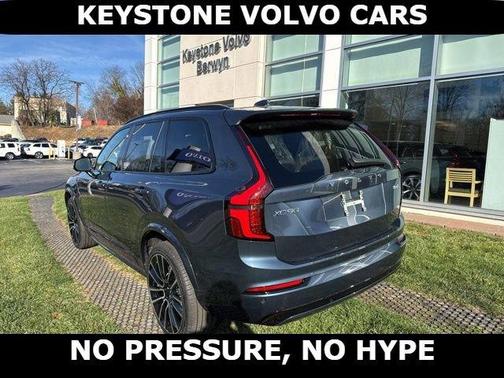 2026 Volvo XC90 B6 Ultra Dark Theme 7-Seater