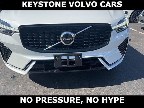 2025 Volvo XC60 Plus