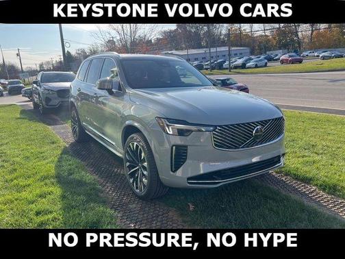 Vapour Grey 2026 Volvo XC90 B6 Plus 7-Seater