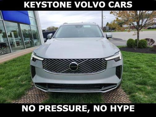 Silver 2025 Volvo XC90 B5 Core