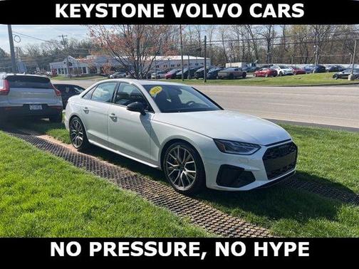 Glacier White Metallic 2021 Audi S4 3.0T Prestige